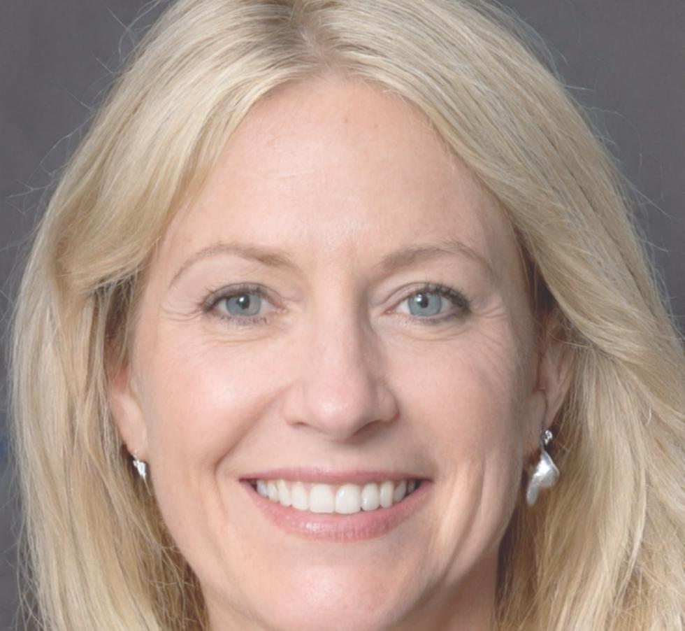 Portrait of Elena Thornfield, Investment Analyst